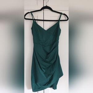 Elegant Green Sleeveless Dress